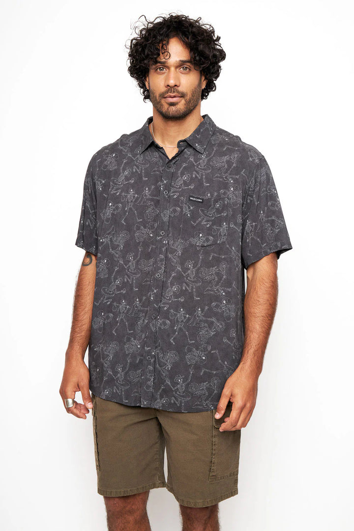 Guayabera Mero Calaveras