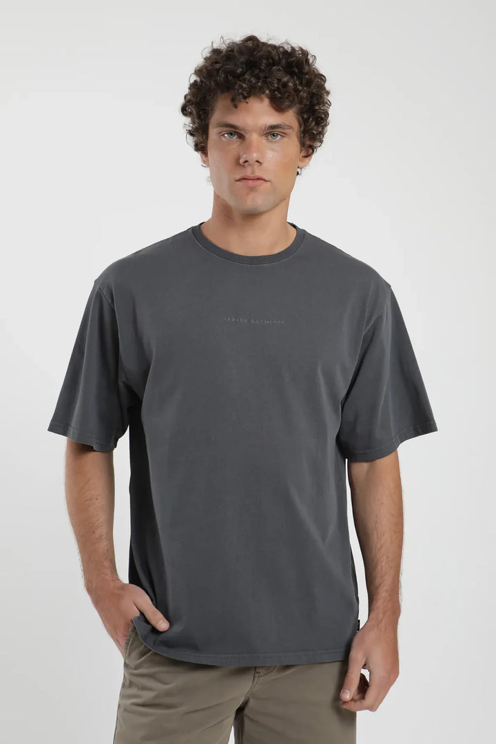 Polera manga corta hombre Oversize grafito