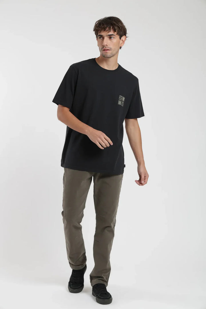 Polera manga corta hombre South negro